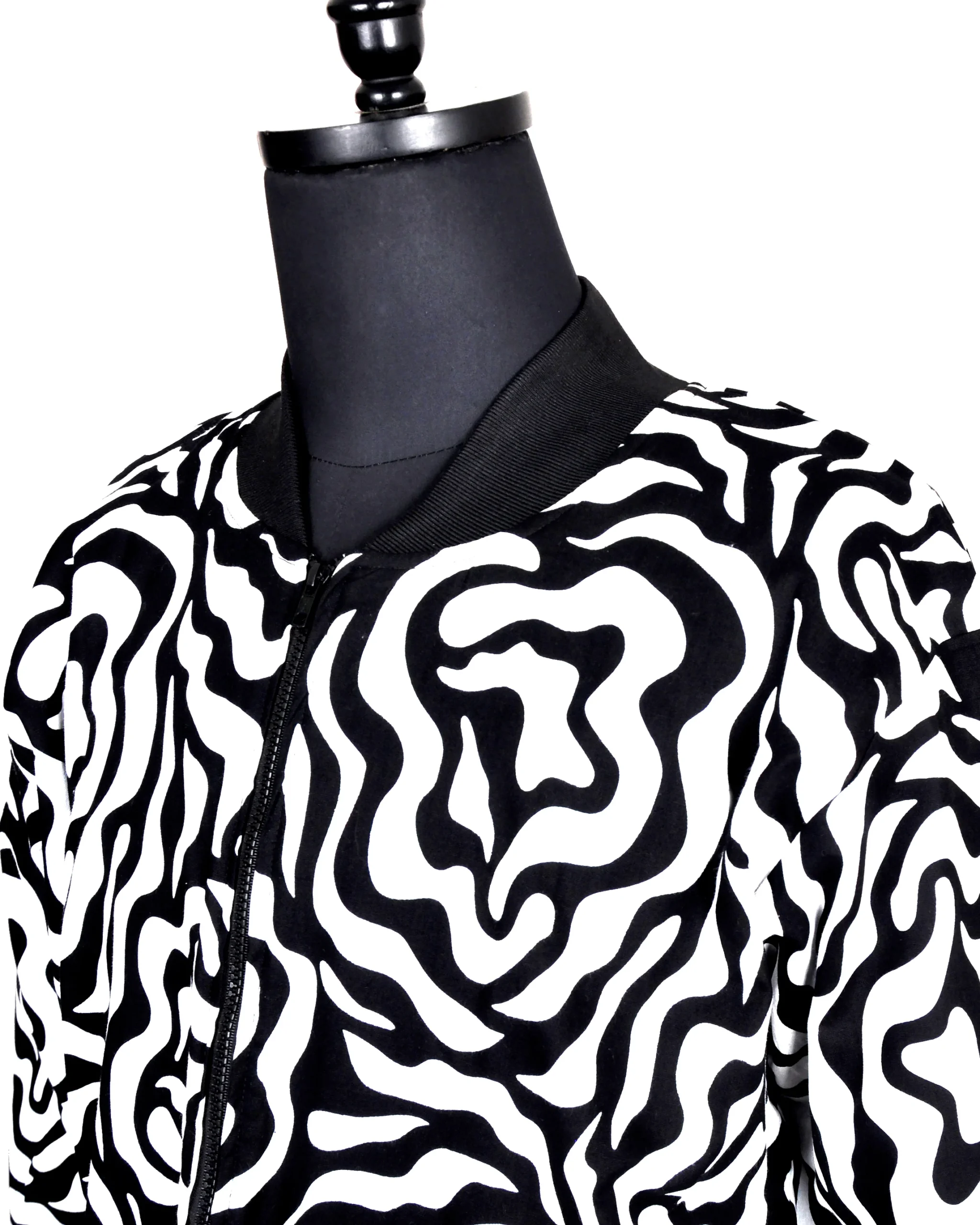MGL2390 Signature Jackets Tick Black Stripes