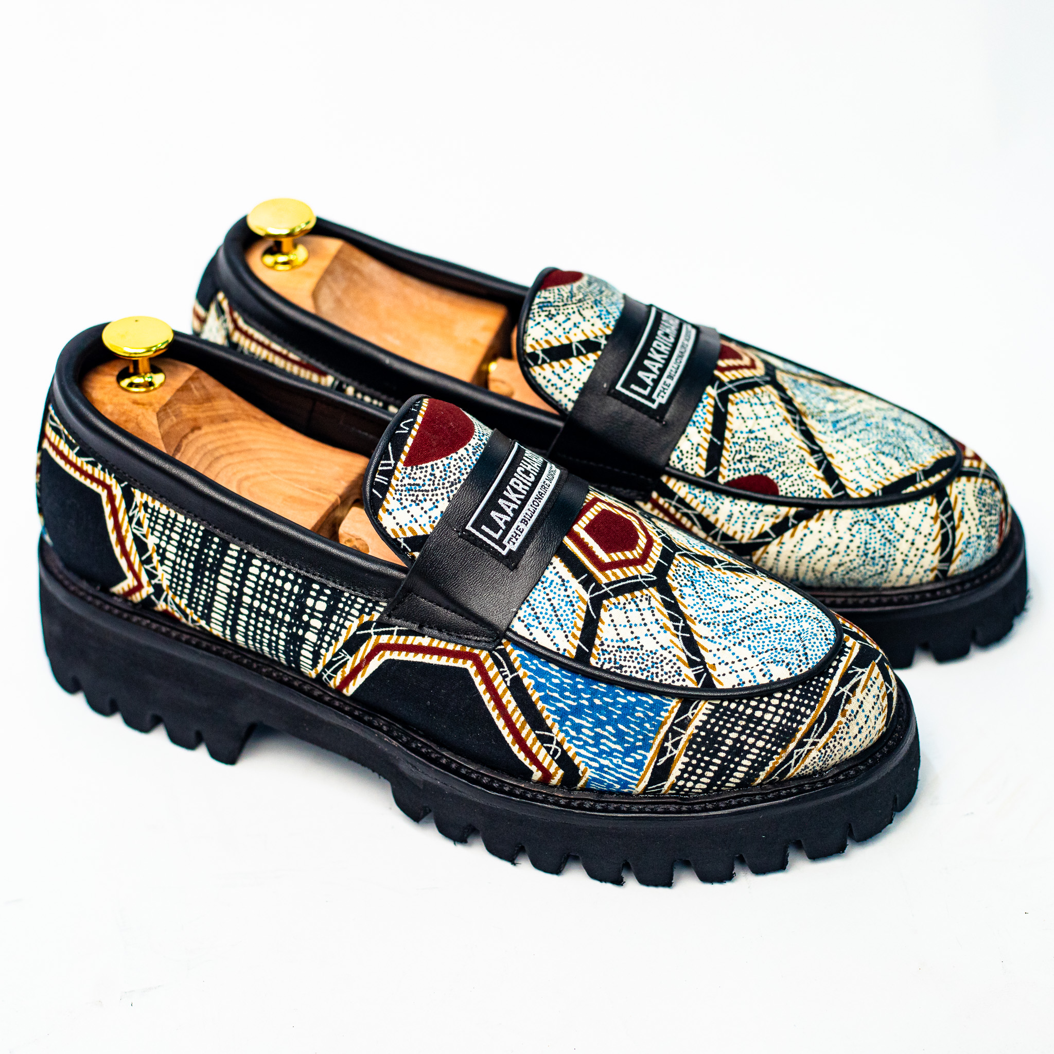 MGL2390-R5 Noir Vintage Loafer